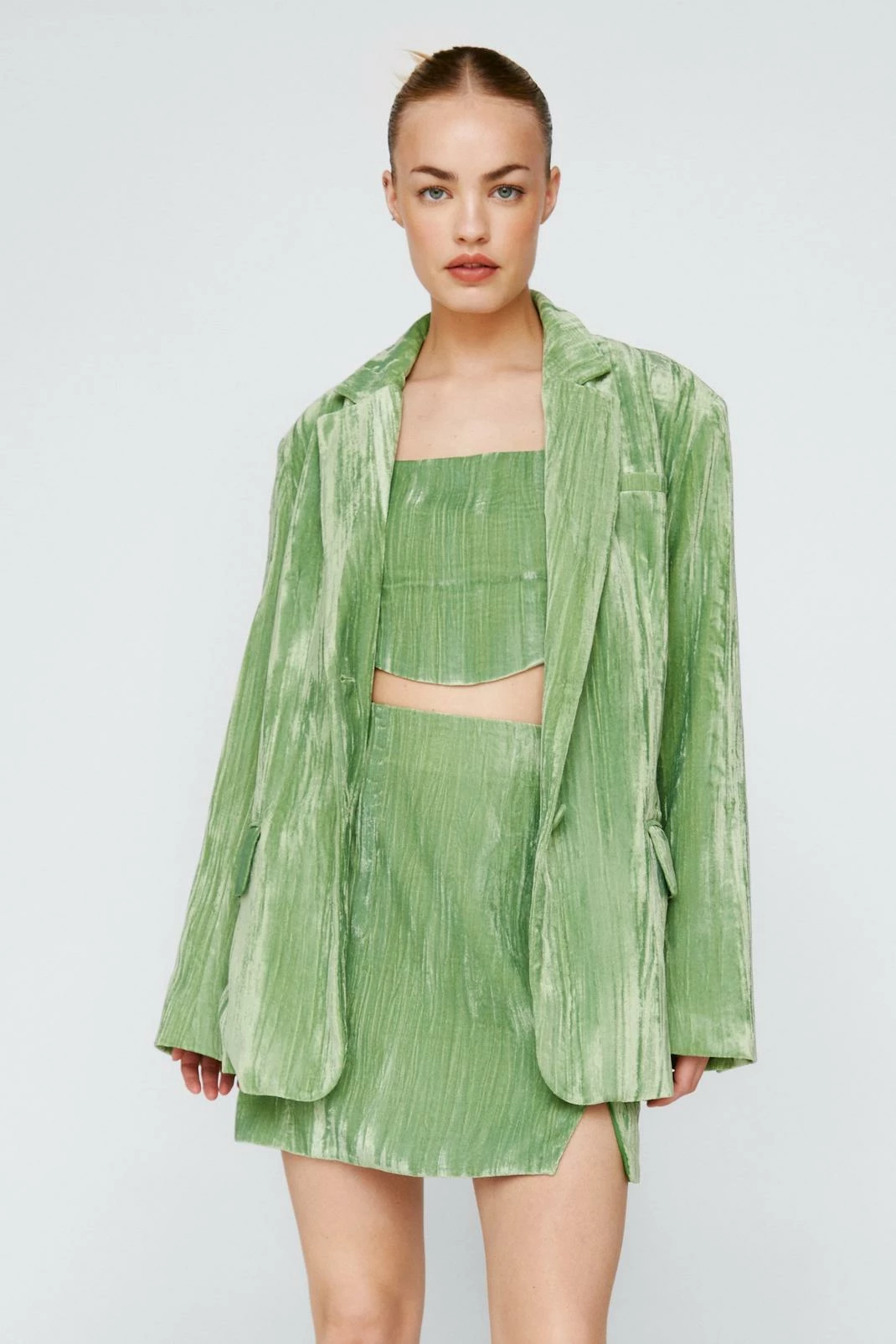 Party Outfits Oversized Crinkle Velvet Blazer - Image 4