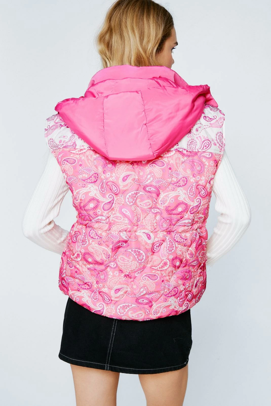 Puffer Vests Colorblock Paisley Print Padded Puffer Vest - Image 3